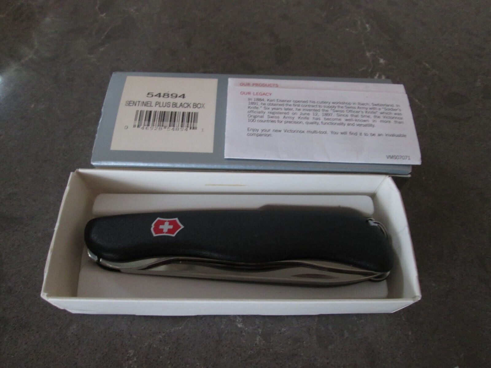 Victorinox Original Swiss Army Knife Sentinel Plus Black New in Box