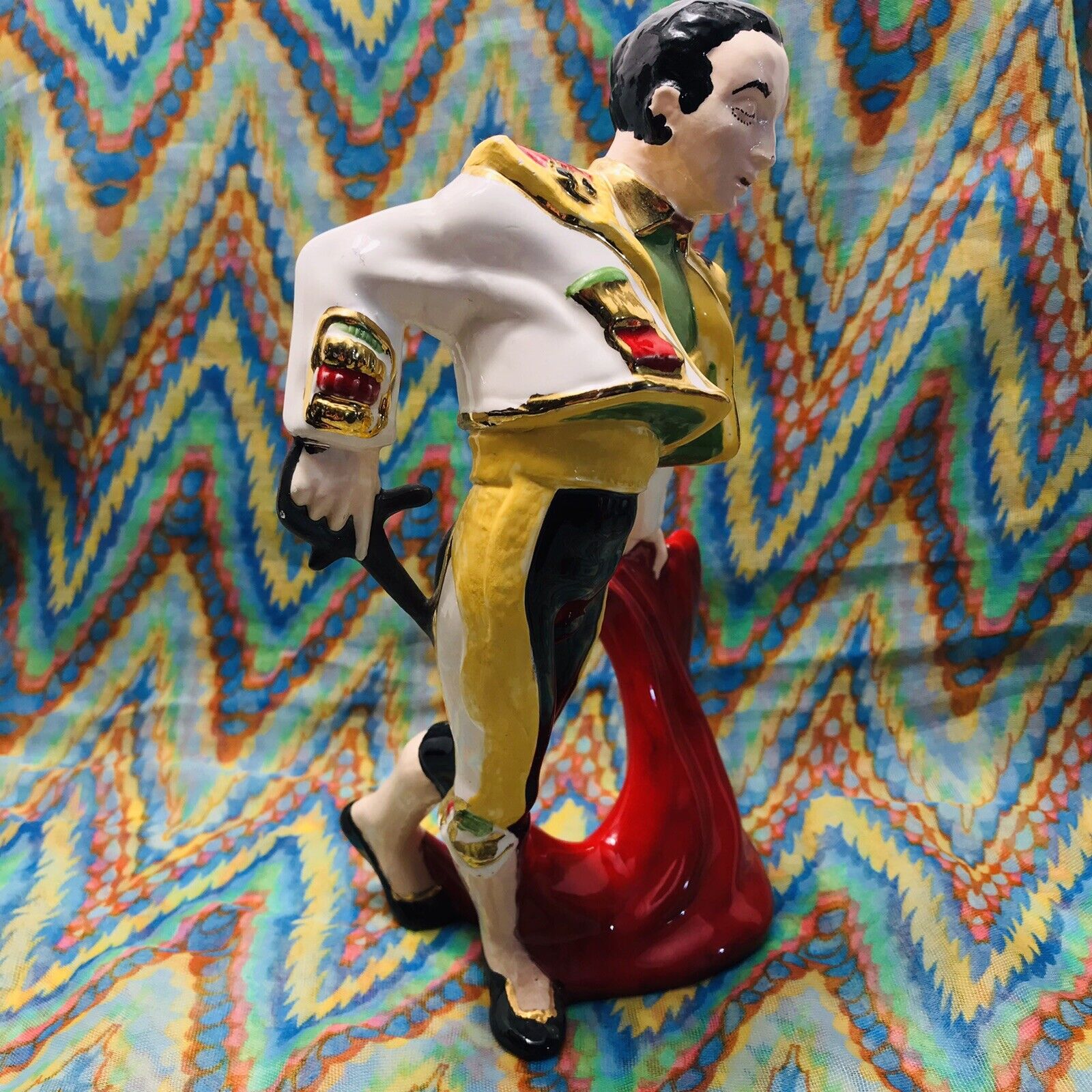 VTG Matador Bullfighting Figurine - Maker: Pleasant day￼ & Init, Bullfighter