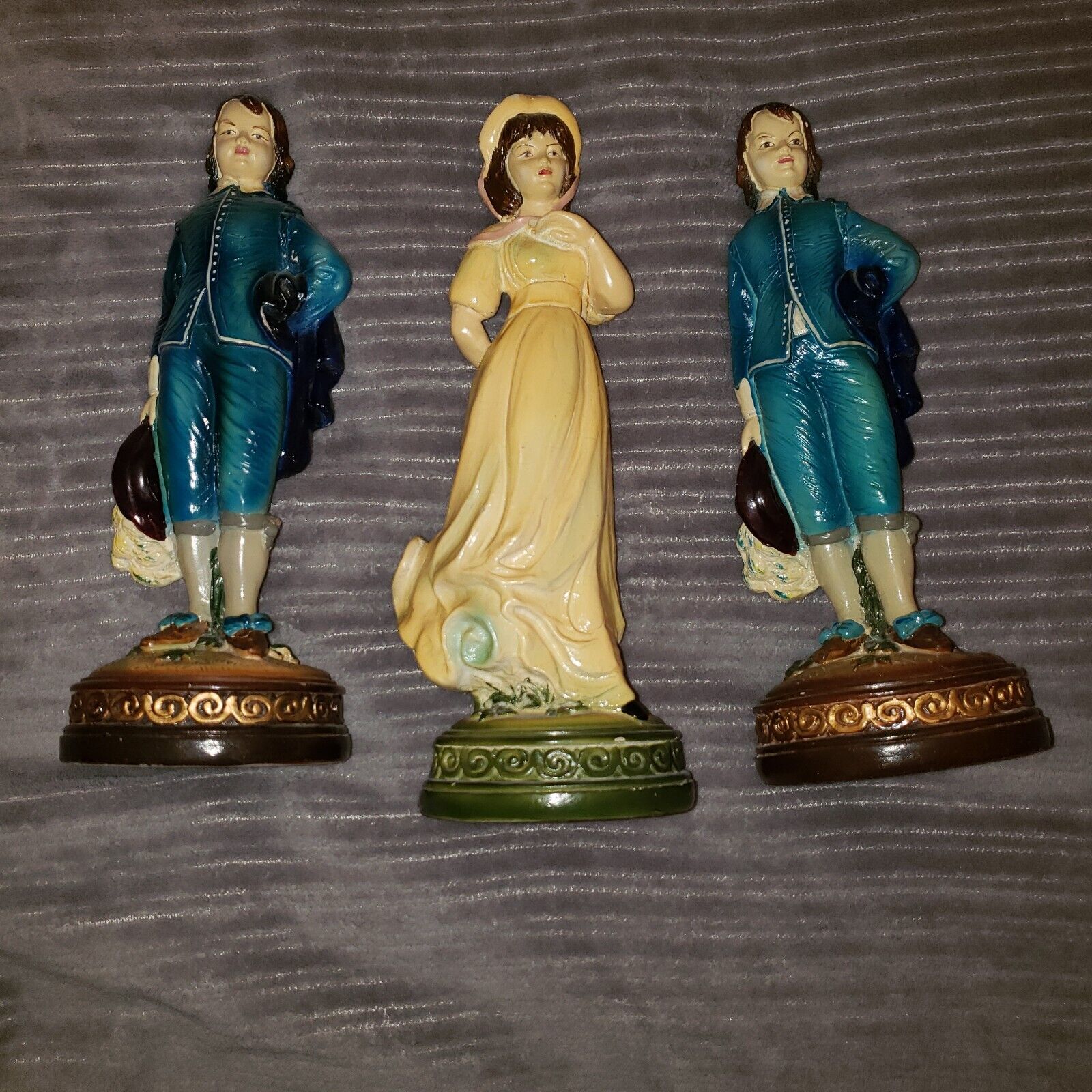 Devonware figurines vintage