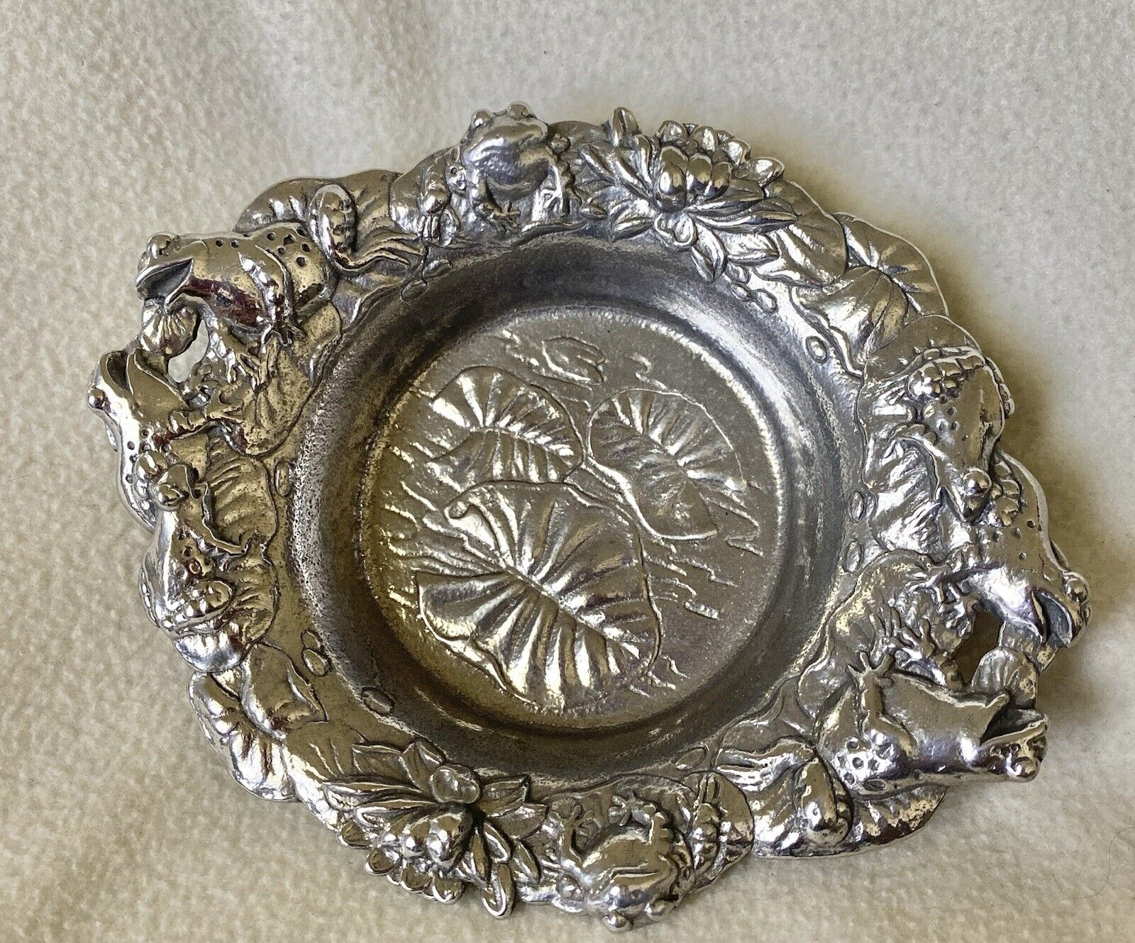 Vintage Arthur Court 7” Small Aluminum Metal Serving Bowl Frogs Lily Pad 1994