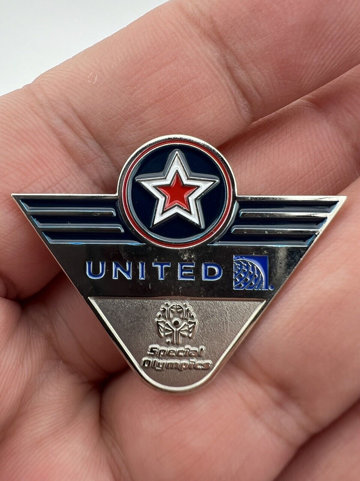 Special OLYMPICs United Airlines Collectable Lapel Hat Pin