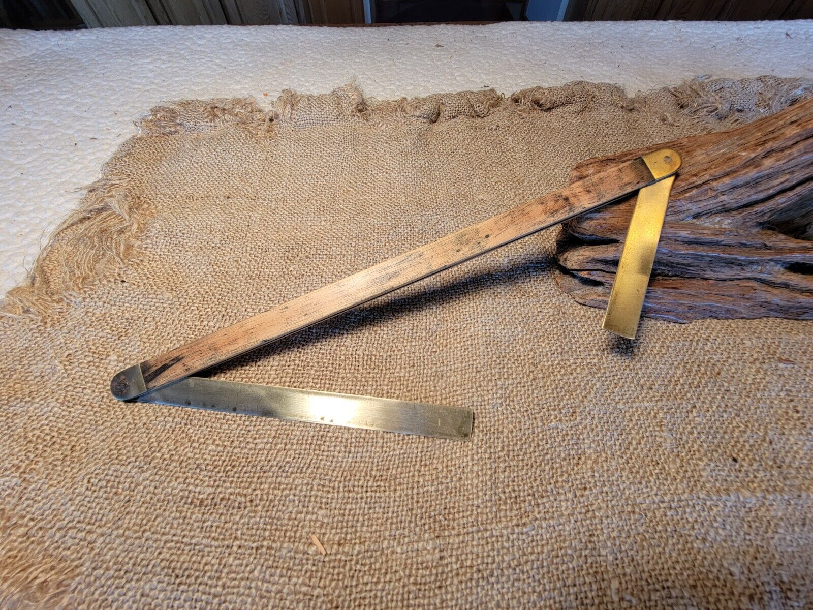 ANTIQUE BEVEL SQUARE- VERY EARLY * Shipwrights Bevel Tool *