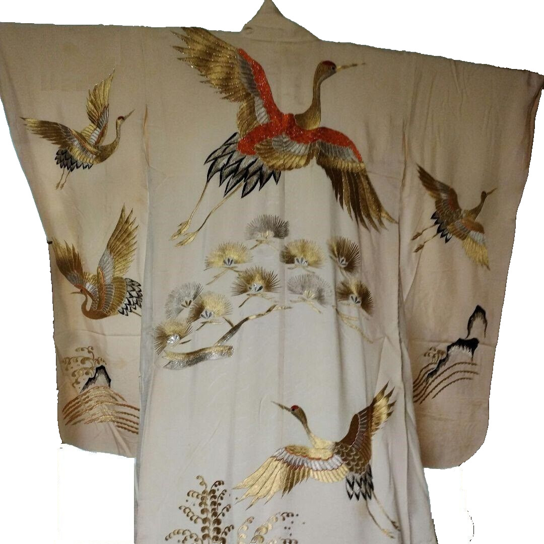 Vintage Japanese Kimono Uchikake Gorgeous wedding fliying Gold Cranes (u76)