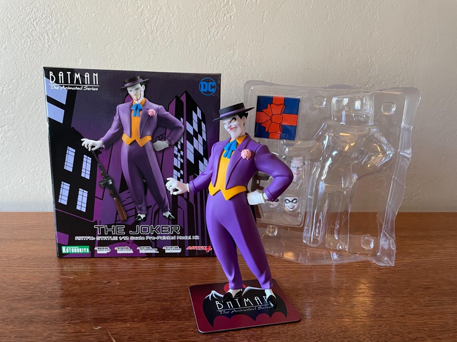 Kotobukiya ARTFX DC Batman Animated The Joker 1/10 Scale Statue