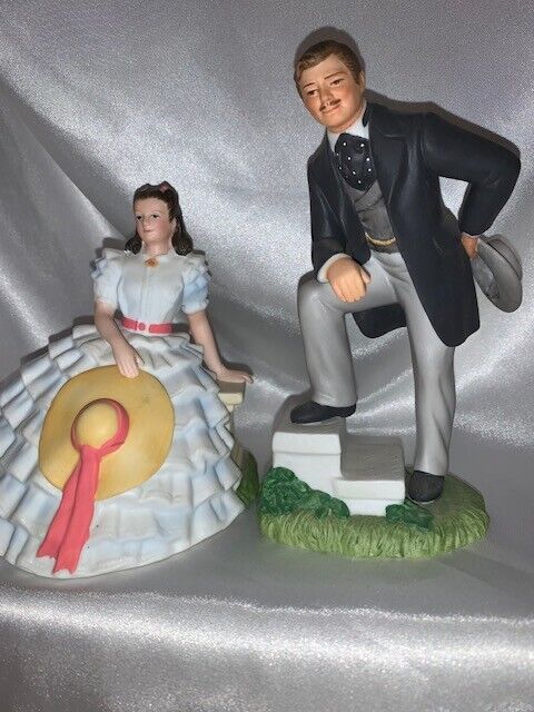 AVON Scarlet and Rhett figurines, Images of Hollywood, Great Condition 