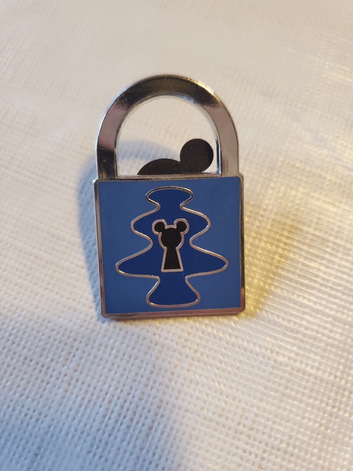 Disney Trading Pin Mystery Trading Character Lock Stitch 2013