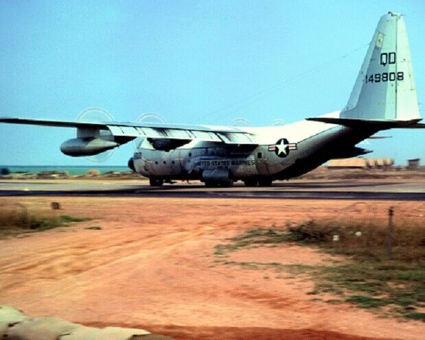 Marine Corps Lockheed KC-130F Hercules 8x10 Vietnam War Photo 411