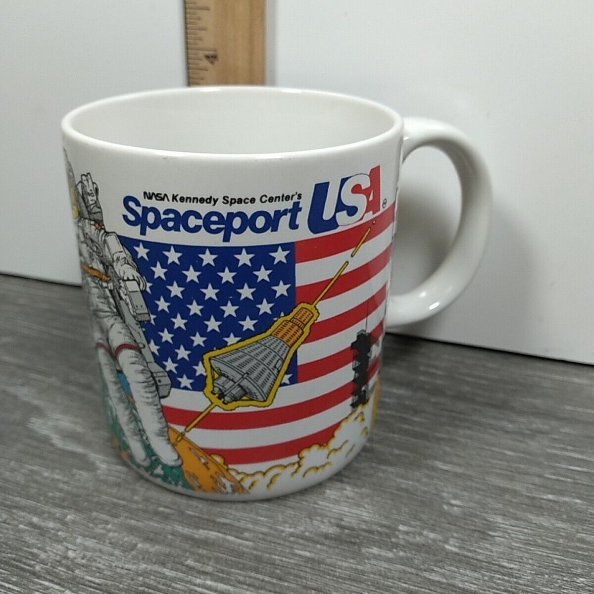 VINTAGE NASA Kennedy Space Center Spaceport USA Coffee Tea Mug Astronaut Shuttle