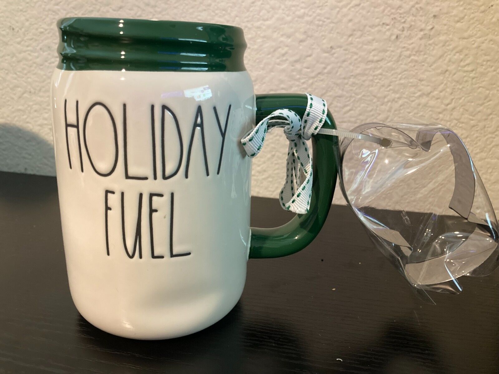Rae Dunn Ceramic 18oz Holiday Fuel Coffee Mug with Cookie Cutter Mitten RARE