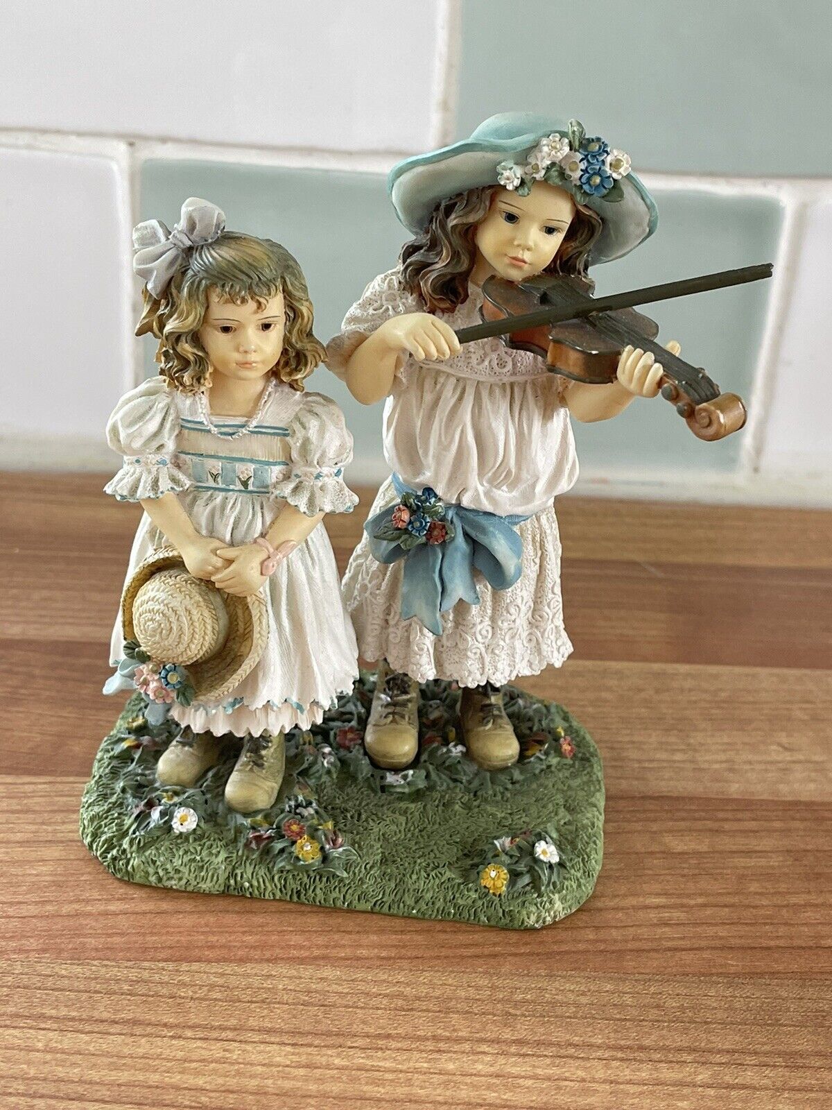 Vintage the leonardo collection Midsummer Melody By christine haworth Figurine