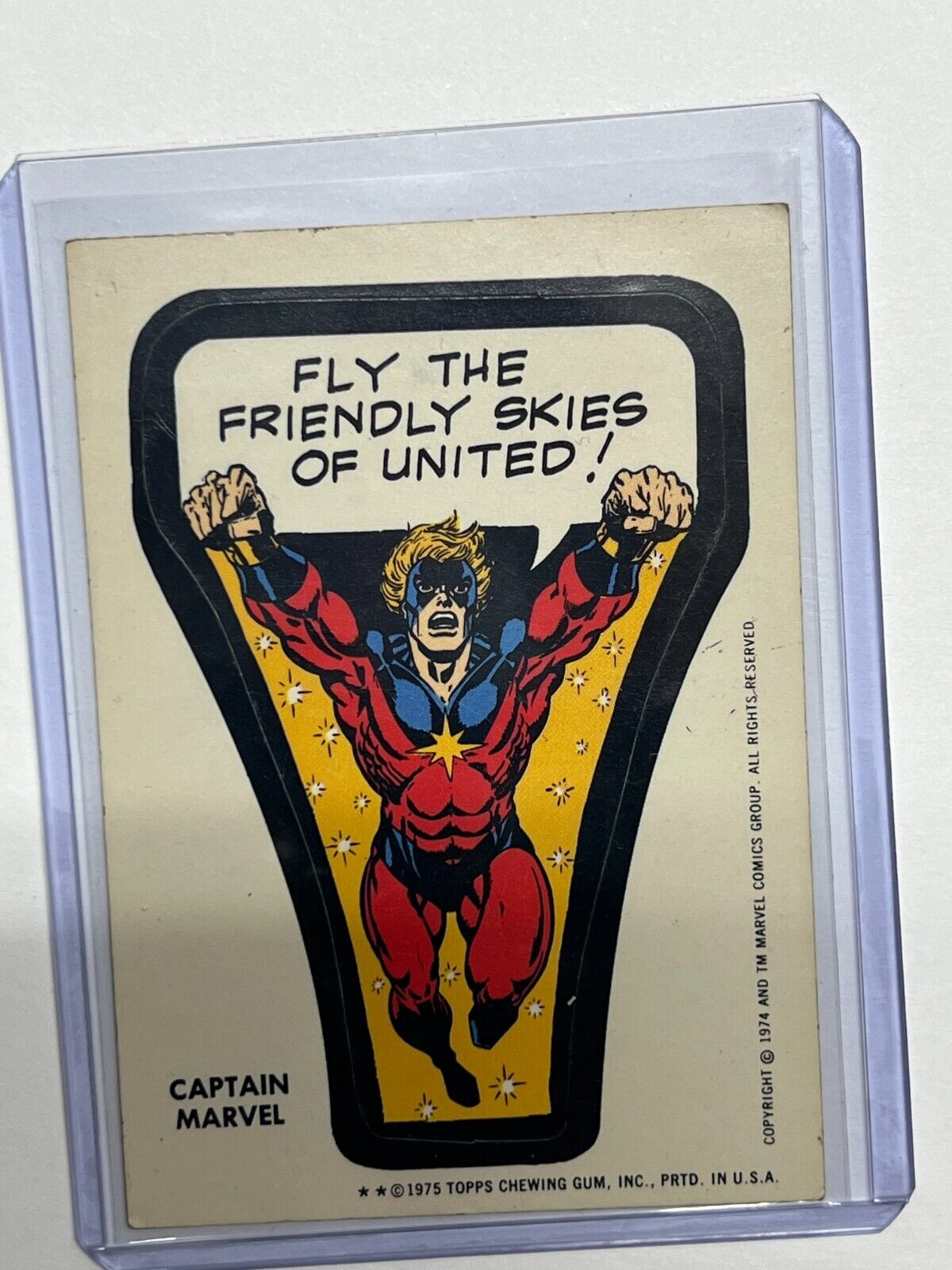 TOPPS 1974-1975 Marvel Comic Book Heroes Sticker Card Captain Marvel