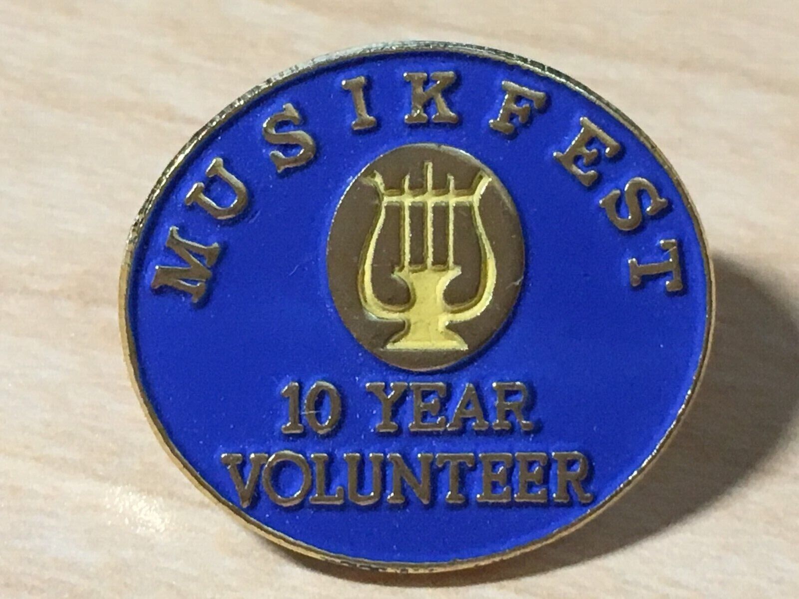 Musikfest Bethlehem Pennsylvania Music Festival Lapel Pinback Button 10 Year Pin