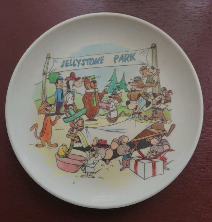 Vintage Hanna Barbera Plate Jellystone Park Yogi Bear Cartoon Melmac LLC 1960\'s