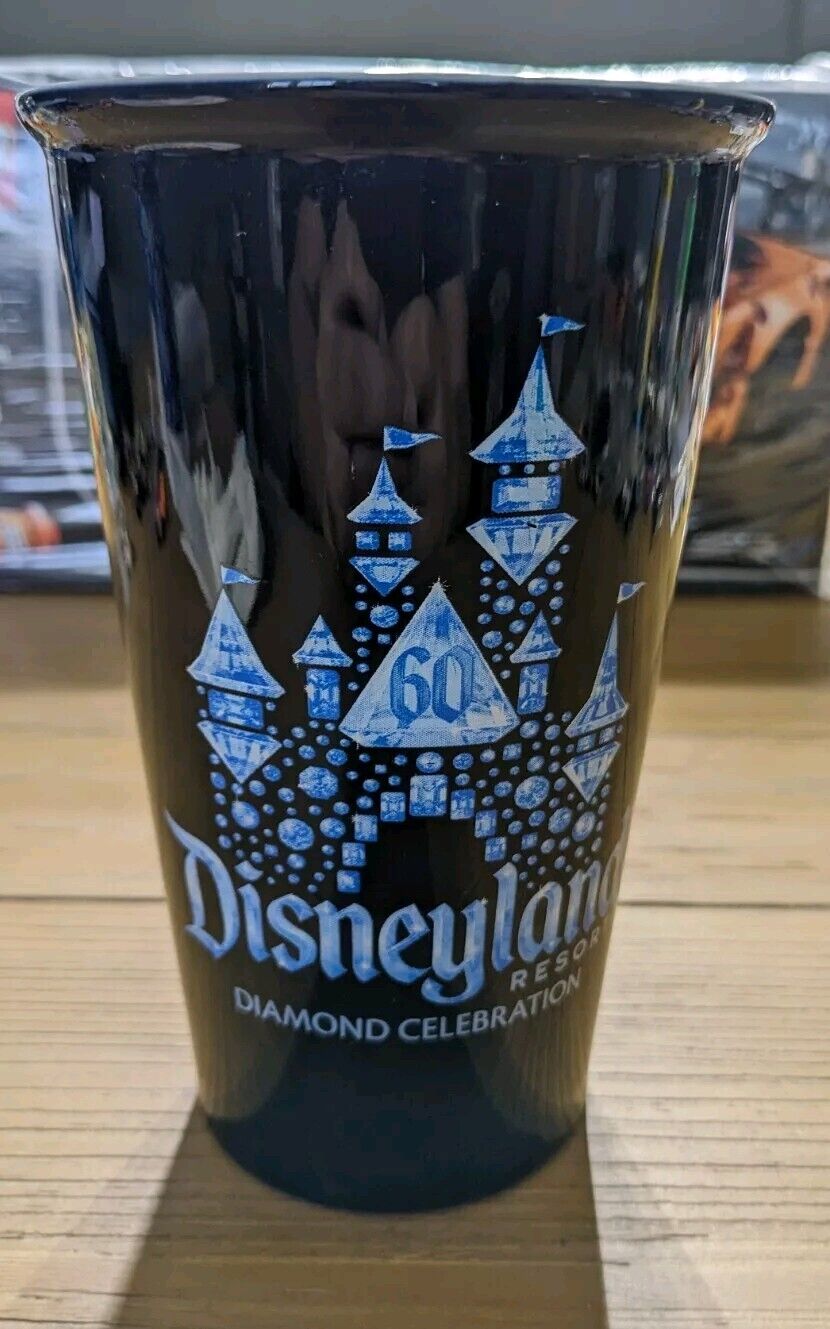 Disneyland Resort DIAMOND 💎 CELEBRATION 60th New Cup Mint Condition (Park Price