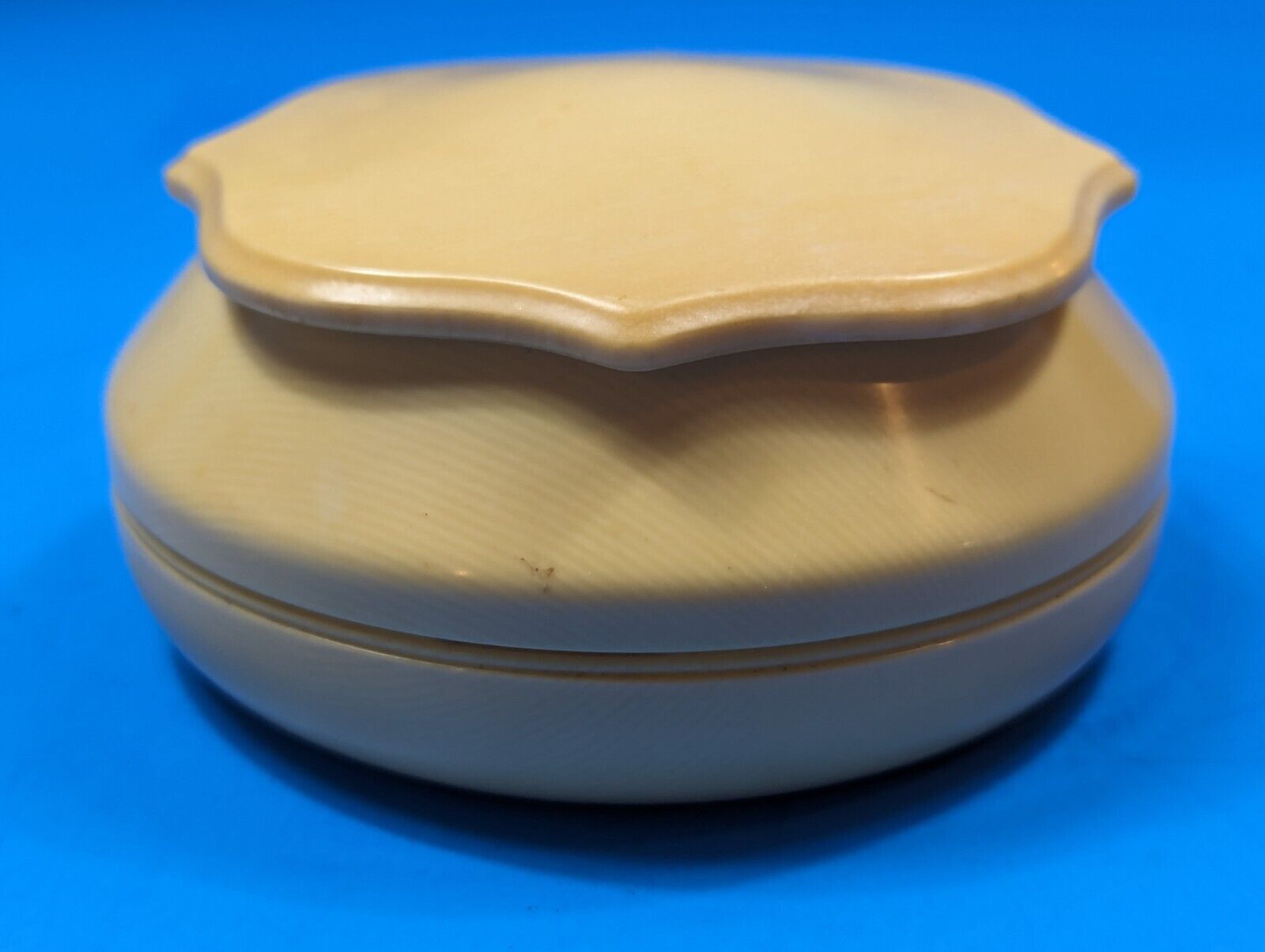 Celluloid Dresser Container with Fancy Lid - Round
