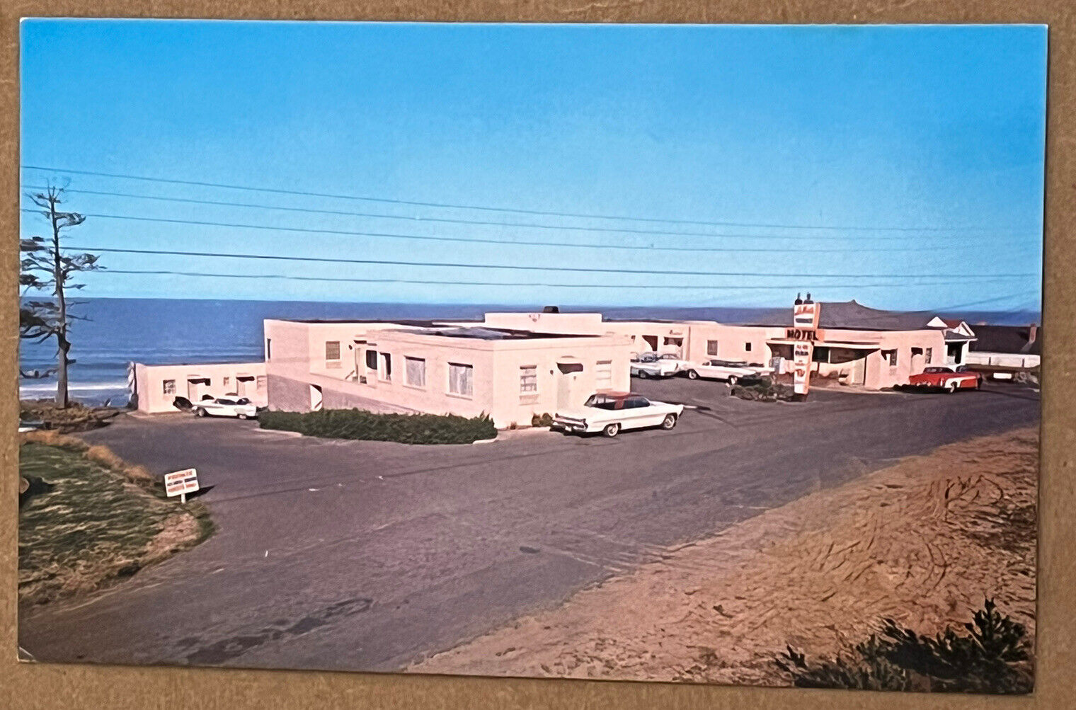 Lincoln City Oregon La Vista Terrace Motel Apartments Postcard c1970