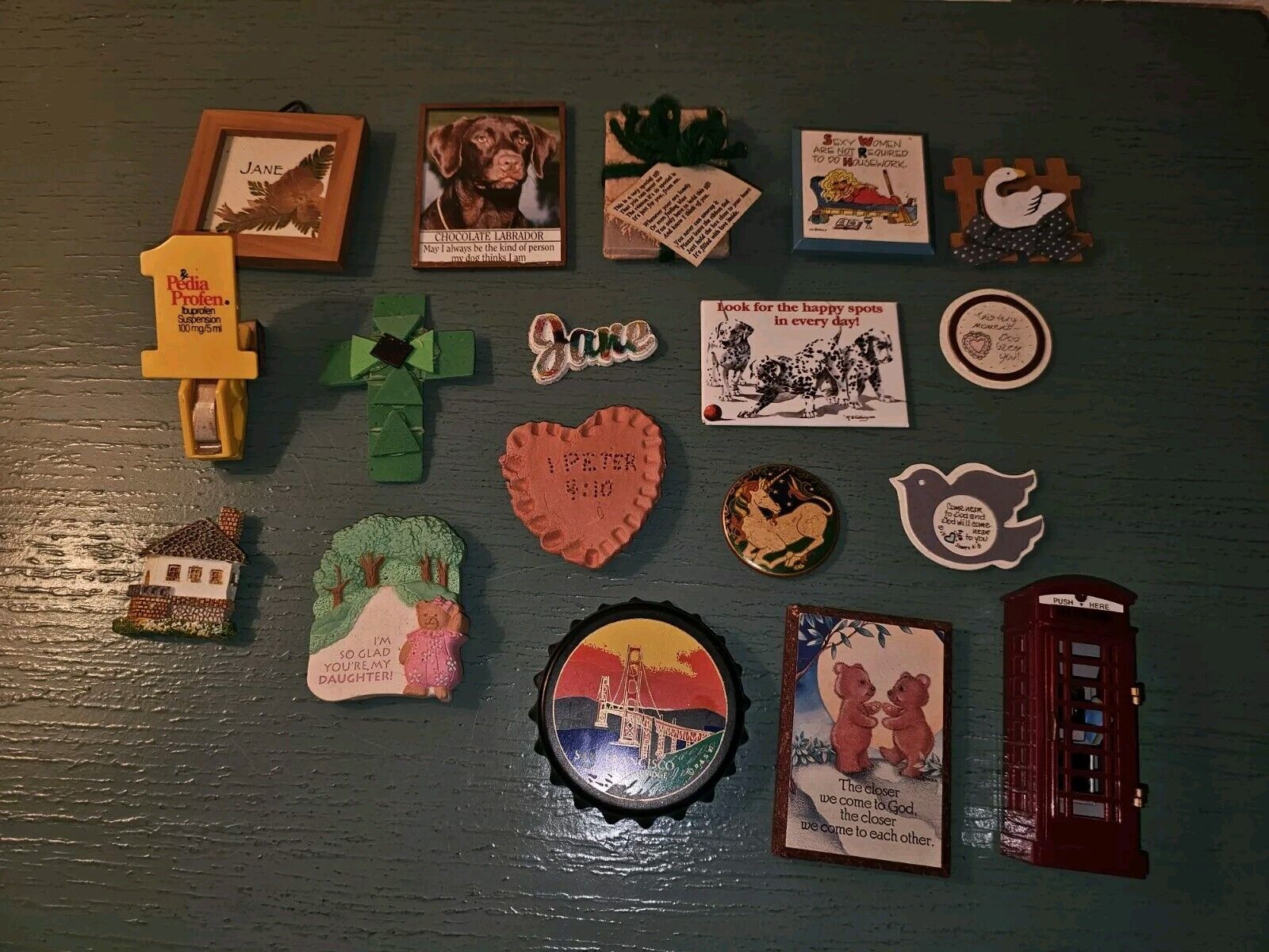 Vintage Lot Of (18) Refrigerator Magnets-80\'s & 90\'s-Very Good