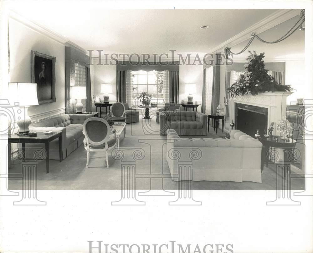 1965 Press Photo Interior Living Room of Mansion in Harrisburg, Pennsylvania