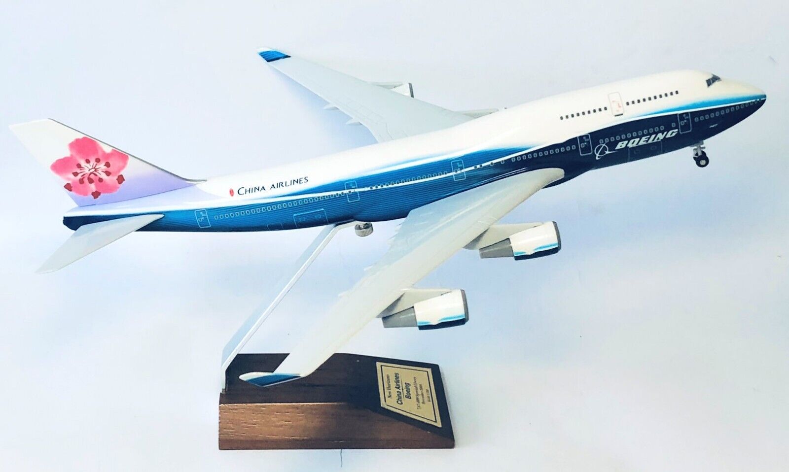 Boeing 747-400 China Airlines Risesoon Skymarks Collectors Model Scale 1:200