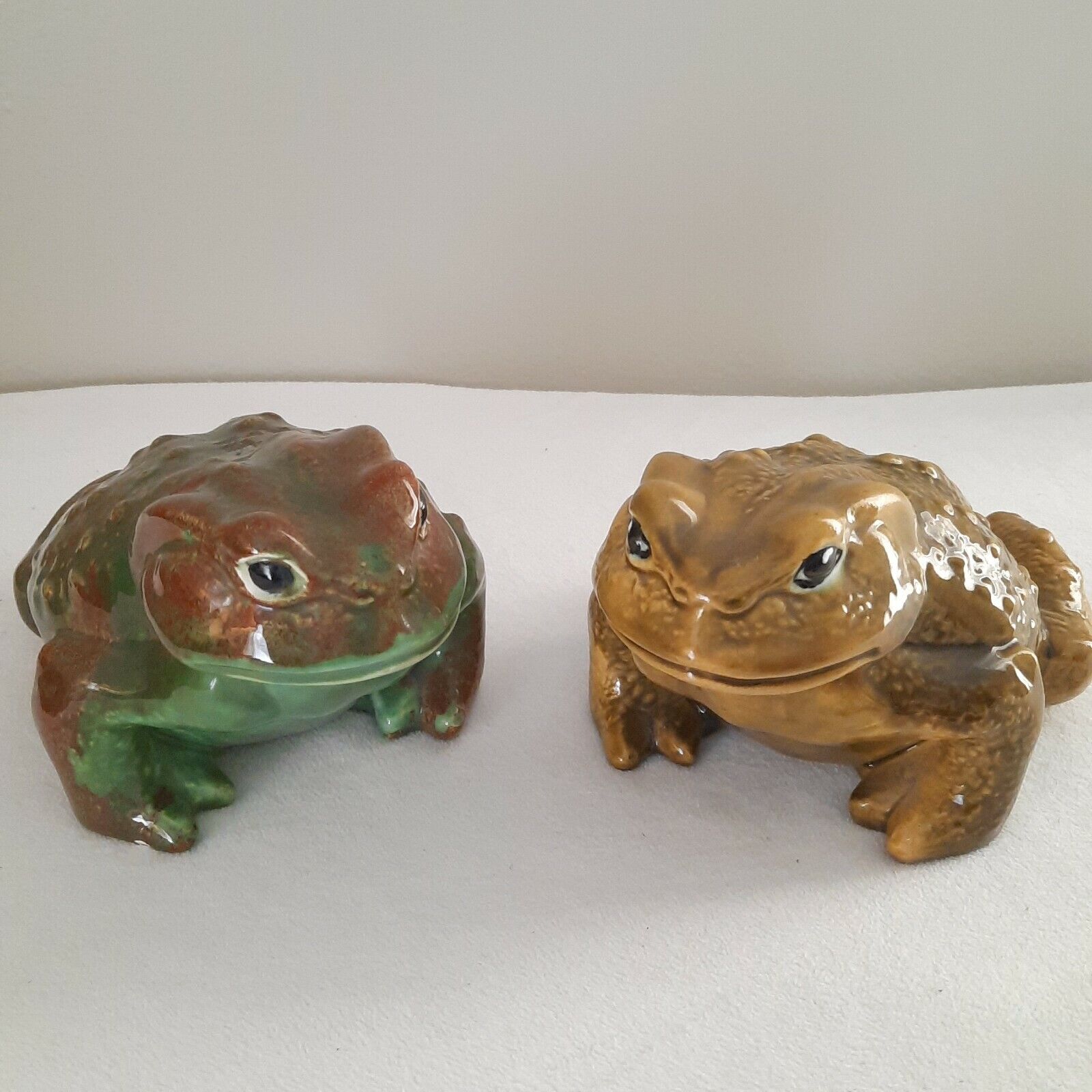 VTG Hand Glazed/Kiln Finished Green Ceramic Frog/Toads Set (2) Life Sized Arners