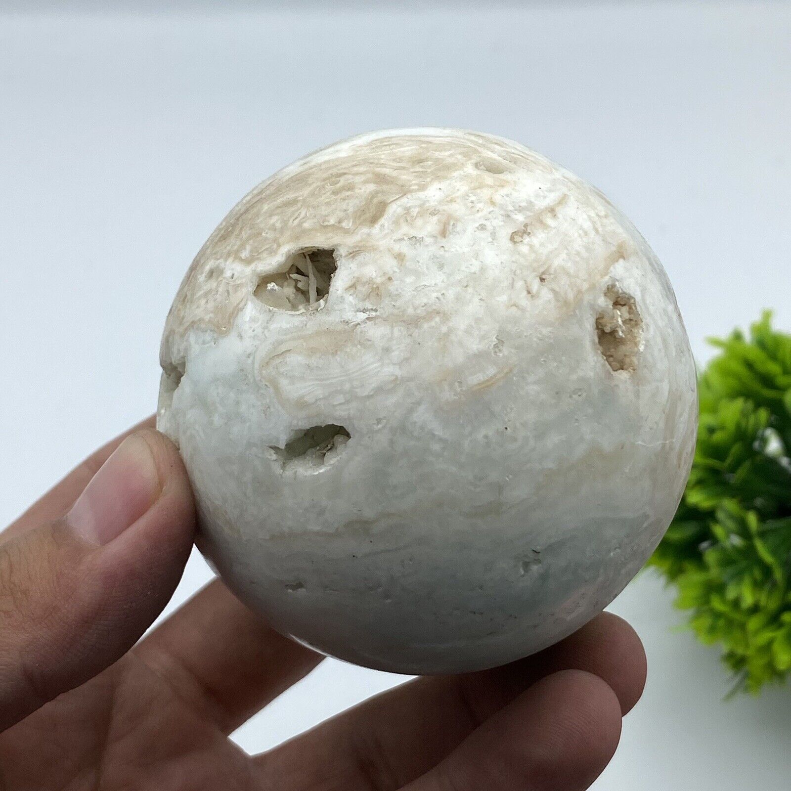 512-gram Caribbean Calcite Sphere Healing Crystal Natural Stone Ball Mineral