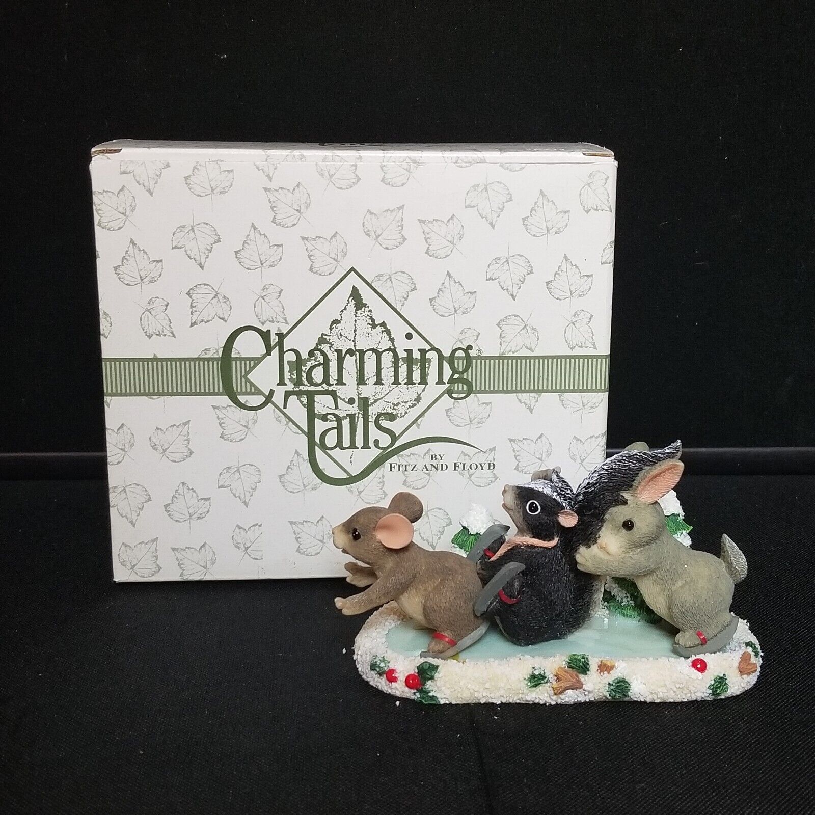 Vtg Charming Tails Figurine Skating Party Christmas Fitz & Floyd Silvestri