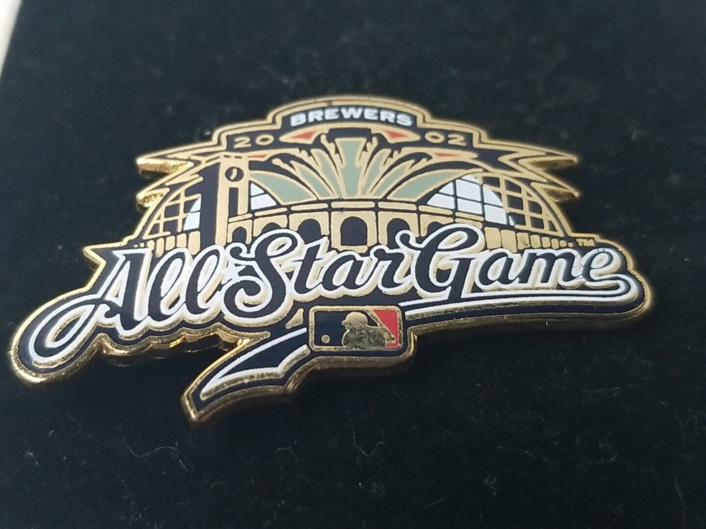 Milwaukee Brewers 2002 MLB All Star Game Press Pin - Famous Tie Game Baseball