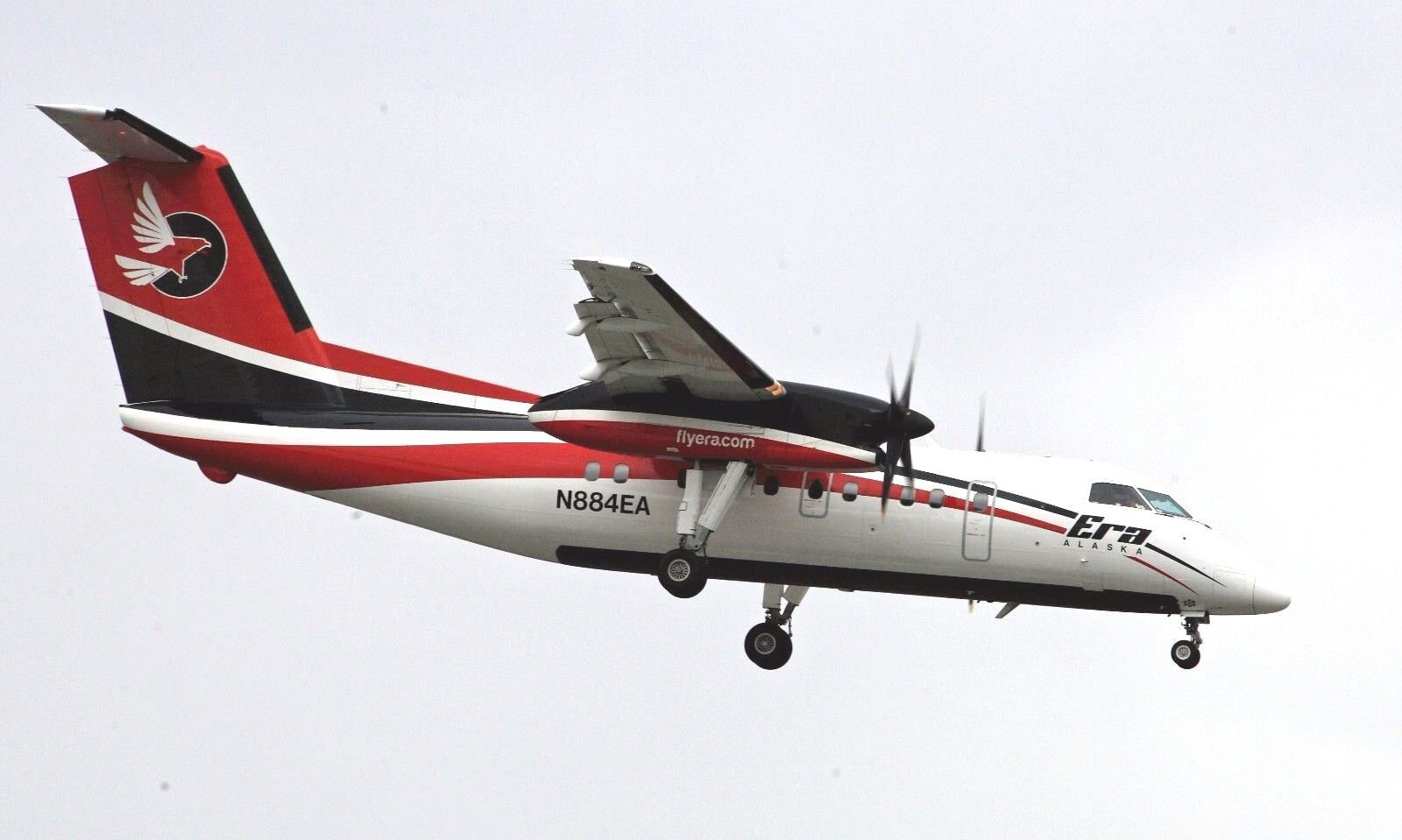 Bombardier Dash8 Era Alaska Turboprop Airliner Wood Model  Regular 