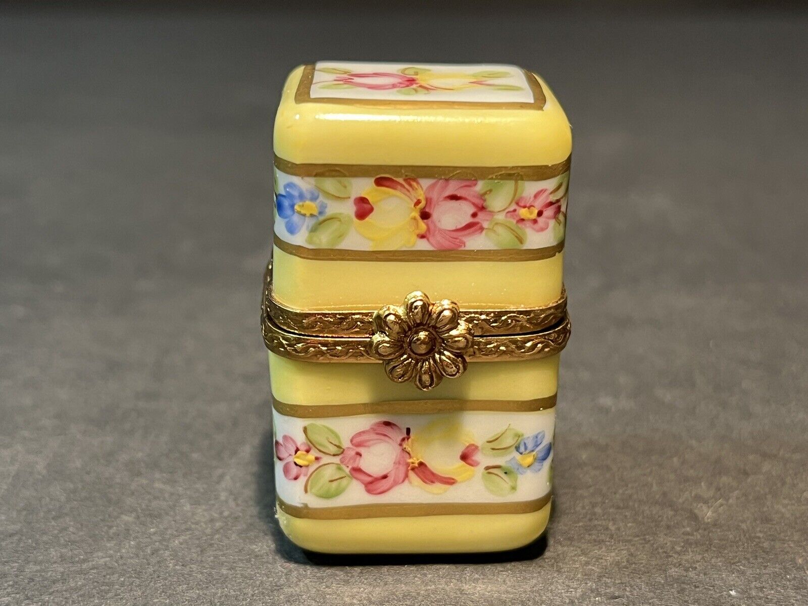 Limoges France Eximious Peint Main Porcelain Trinket Box with Perfume Bottle