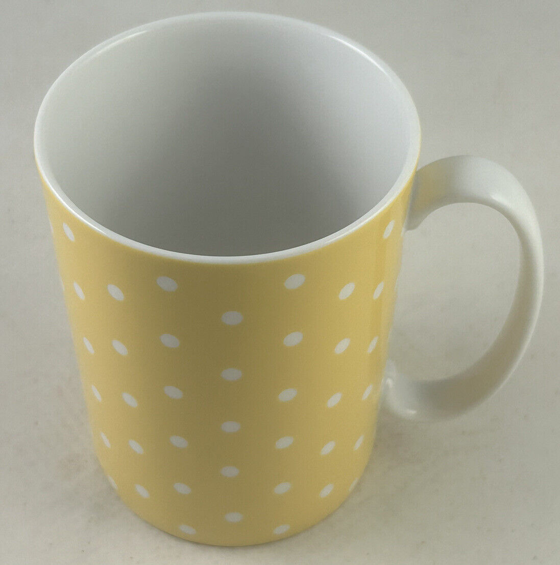 Kate Spade Lenox New York Larabee Dot Coffee Mug 4” Tall Yellow White 10oz NICE
