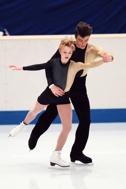 Elena Berezhnaya & Anton Sikharulidze Olympics 1998 OLD FIGURE SKATING PHOTO 6
