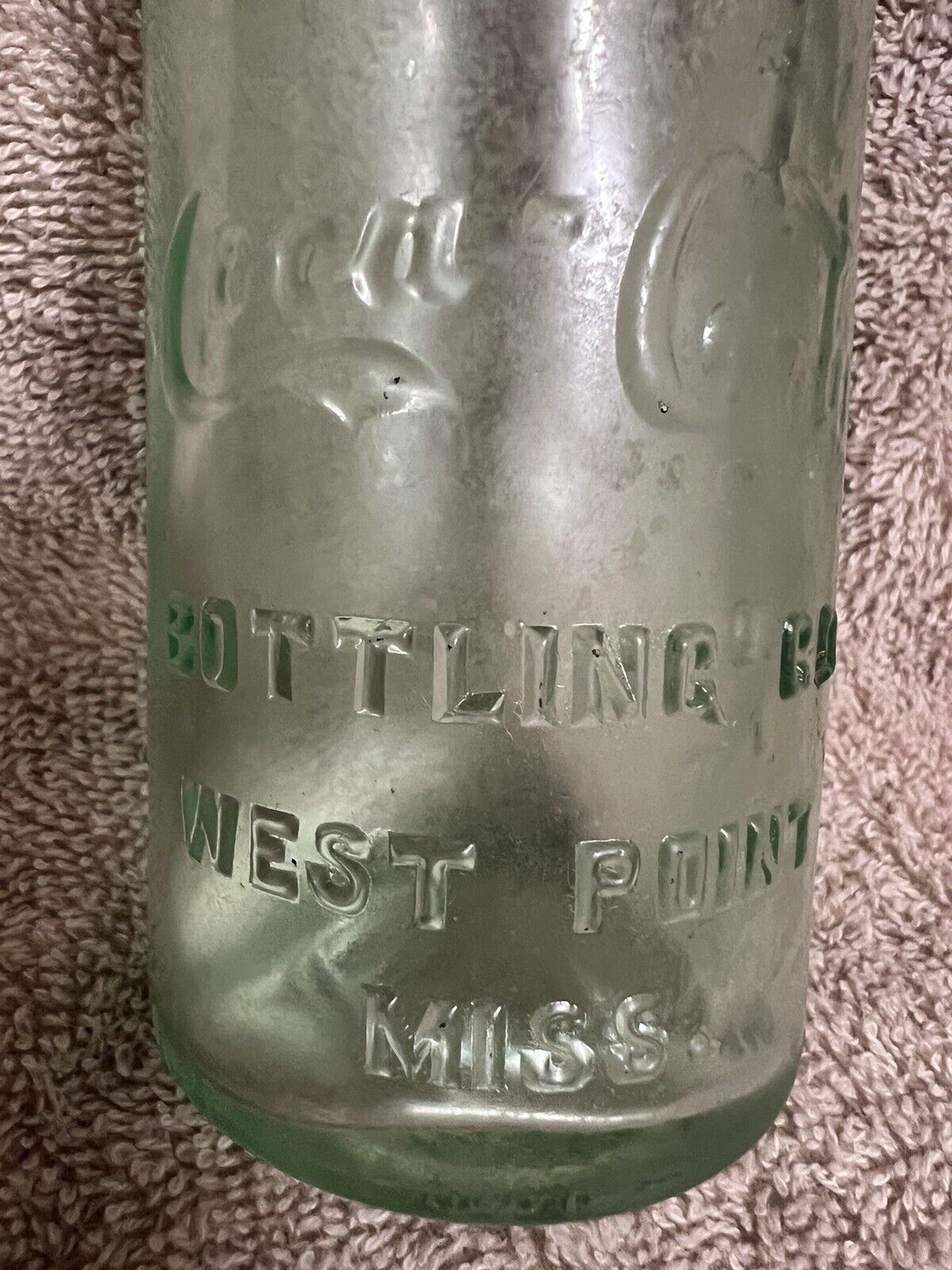 NEAR MINT Coca-Cola Mid Script Bottle from West Point, Mississippi Miss MS