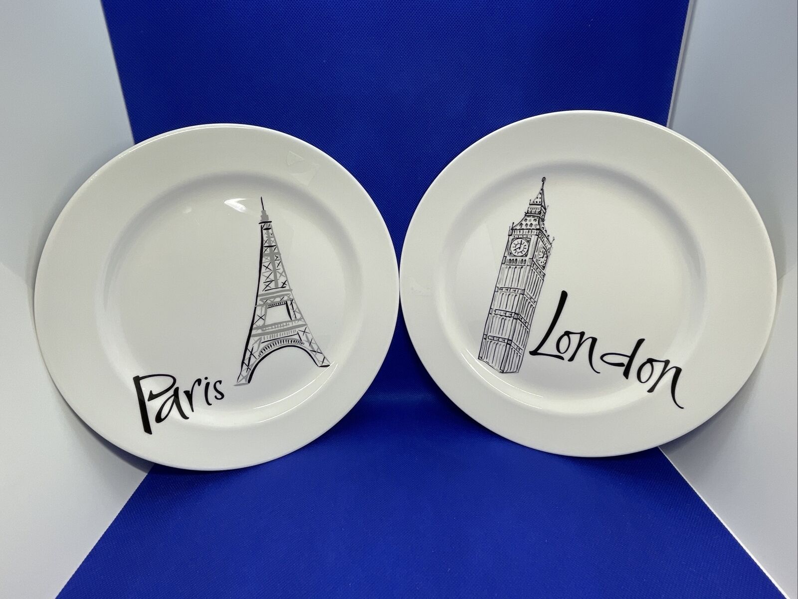 WEDGWOOD Grand Gourmet, London, Paris, Bone China Plates Set 2 Mint