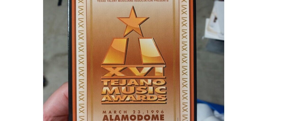 Selena Y Los Dinos-Tejano Music Awards XVI 1996 VHS Tape
