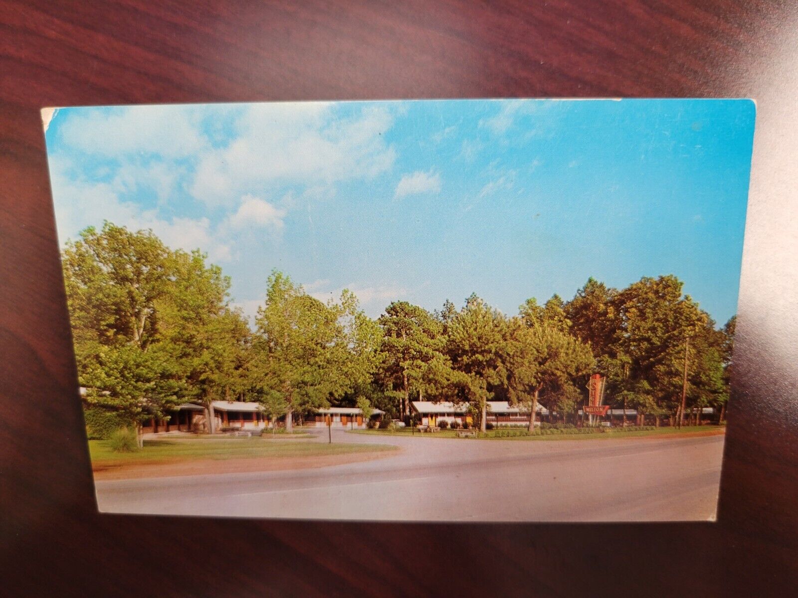 Postcard TX Texas Lufkin Angelina County Milton Motel Roadside