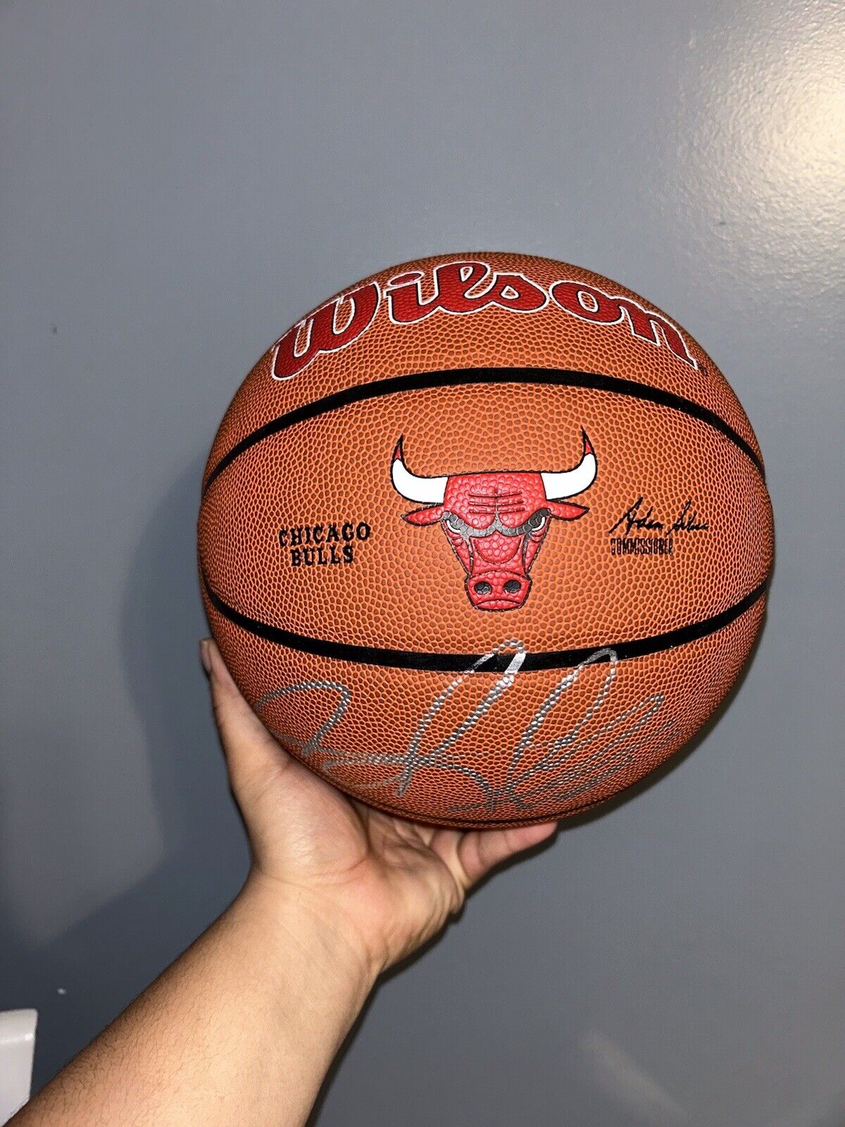 sports memorabilia signed NBA basketball 