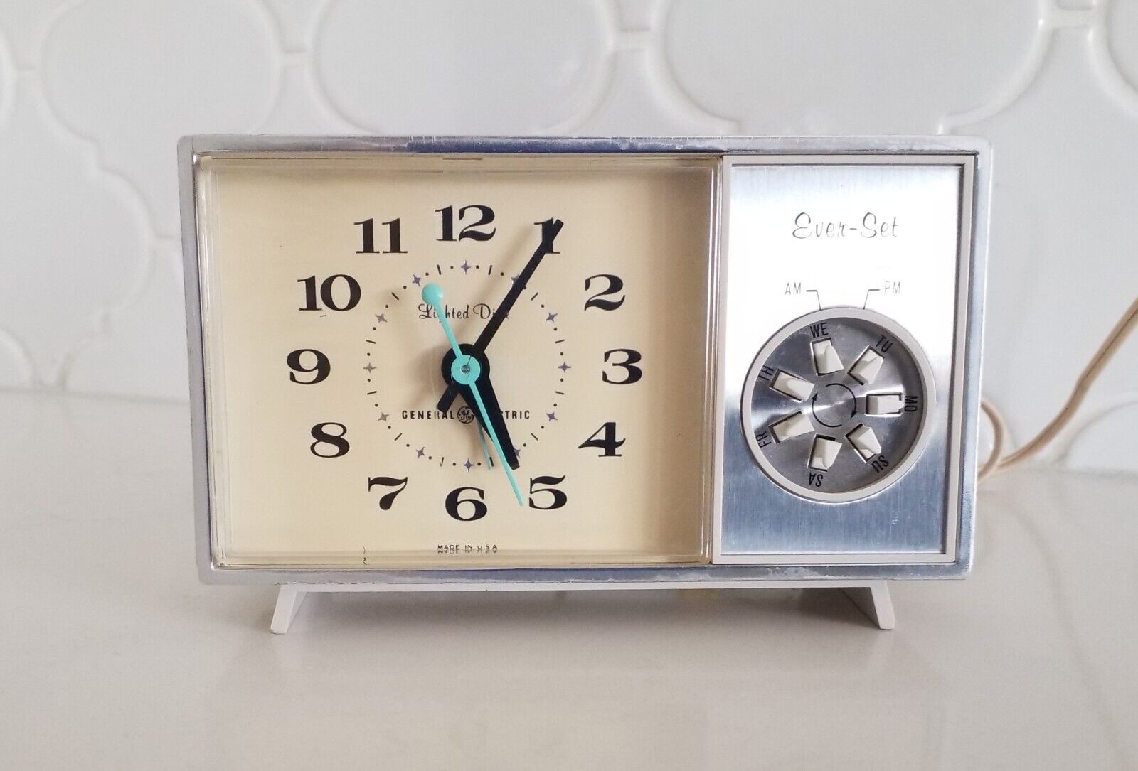 Vintage GE Ever-Set Alarm Analog ~ MCM Mid Century Modern ~ Clock Works