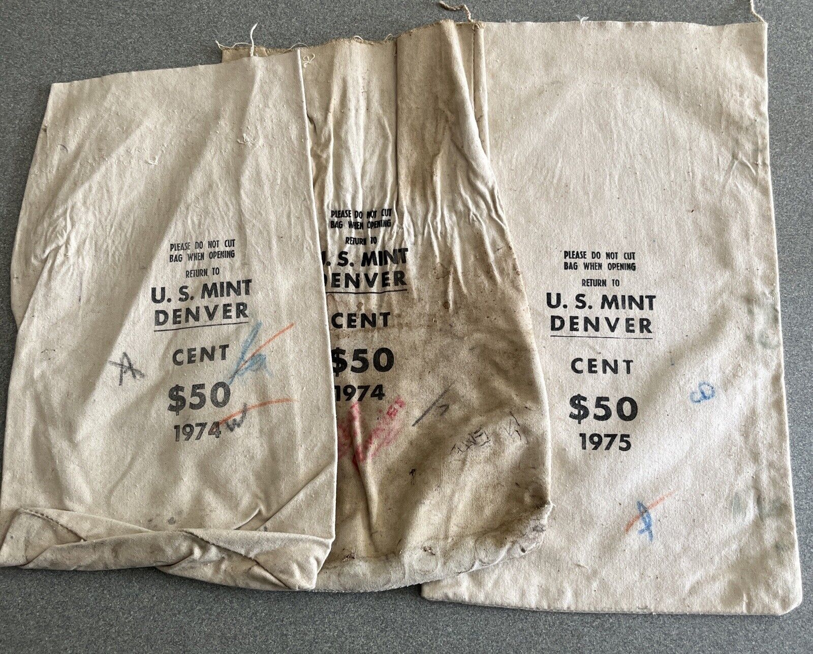 Lot Of 3 Vintage US Mint 1974/1975  Denver 50$ Cent Canvas Bags Antique History