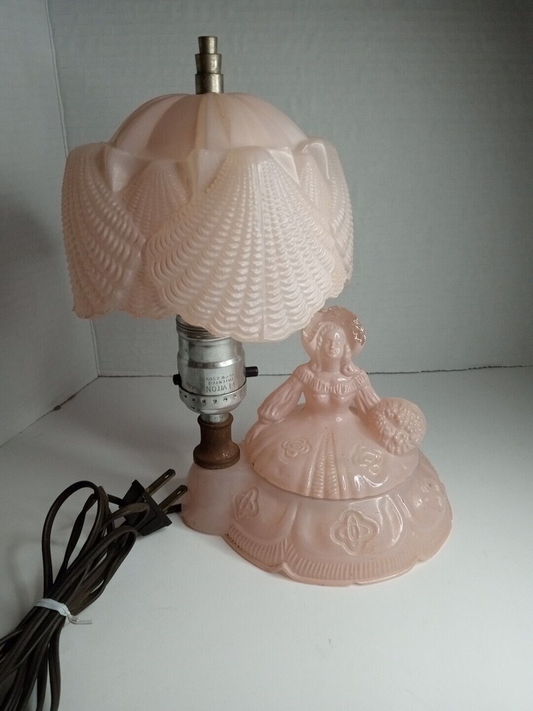 Vintage Pink Jeanette Depression Glass Powder Box Lamp Beautiful Works