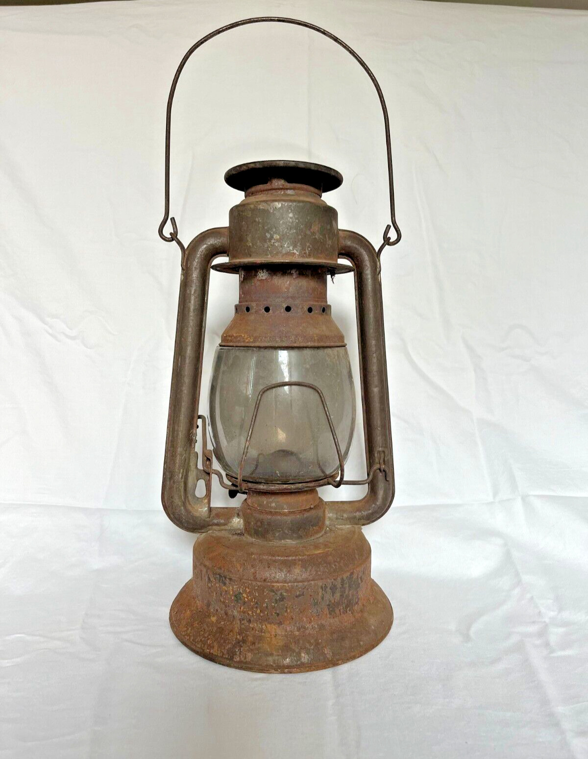 Vintage Atlantic Tubular Kerosene Lantern with Match Striker