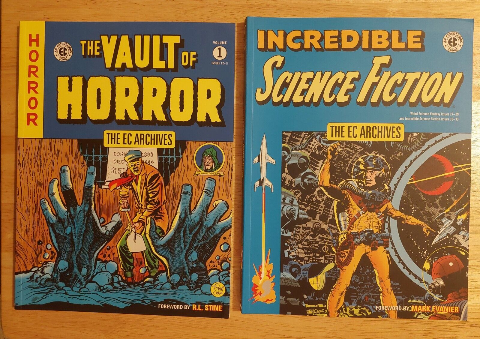 Dark Horse EC Archives TPB Vault Of Horror Vol. 1 & Incredible Science Fiction 