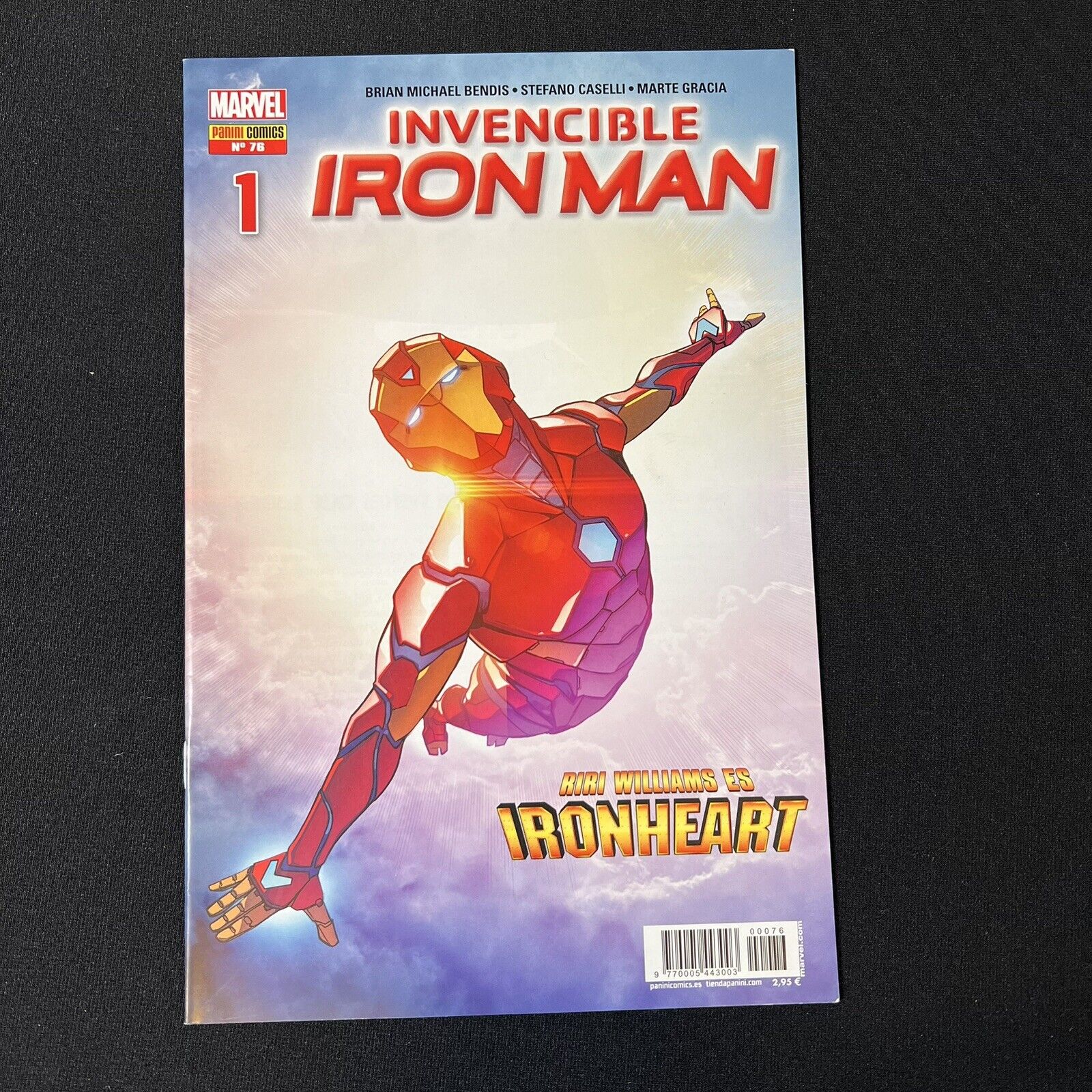 SPAIN Edition Invincible Iron Man (2017) # 1 - Riri Williams Panini