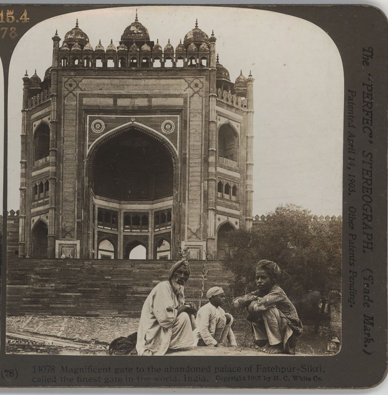 Magnificent Gate Abandoned Palace Fatehpur-Sikri India HC White Stereoview 1907