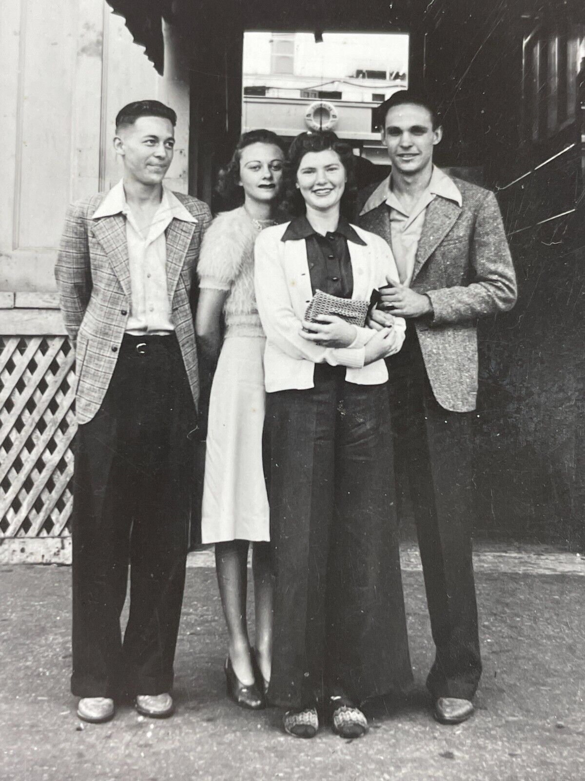 LC Photograph Pretty Women Men Couples 1939