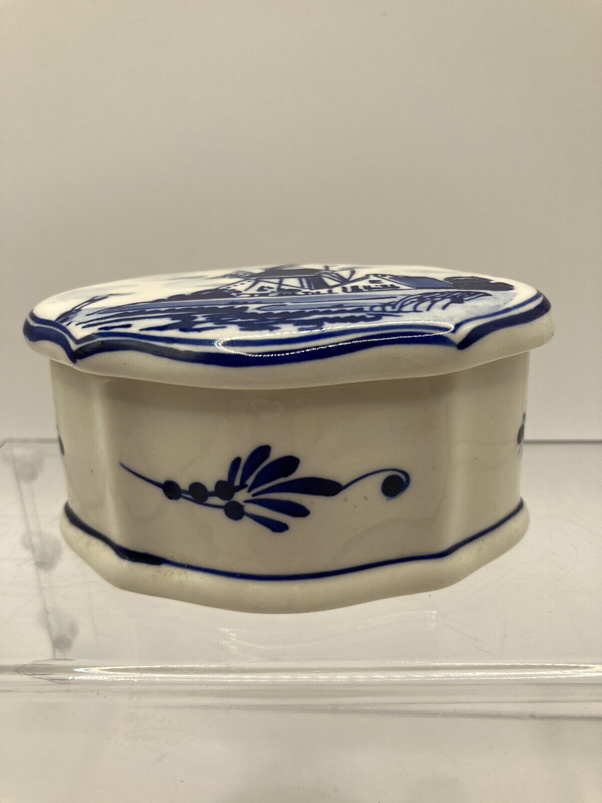 D.A.I.C. Handpainted Delft Blue Ceramic Trinket Box Floral & Windmill 3.25\