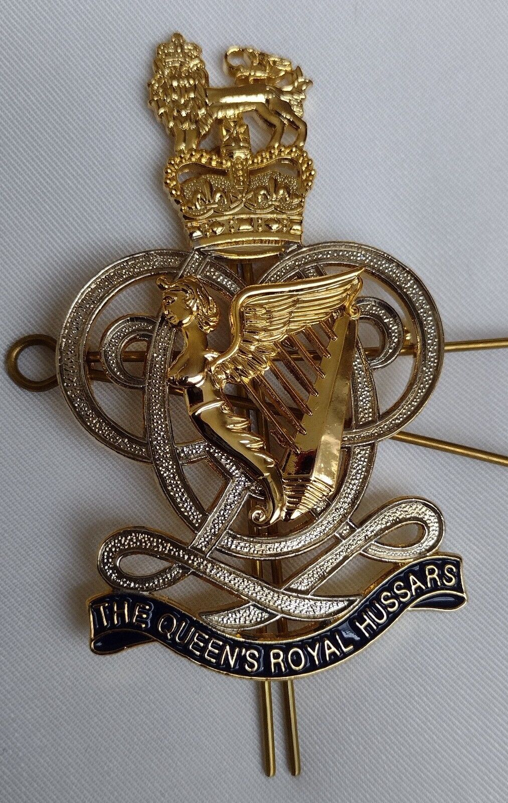 Queens Royal Hussars Pipers Badge QC Silver/Gild/Enamel 3 Lugs 72 mm 1993 Era