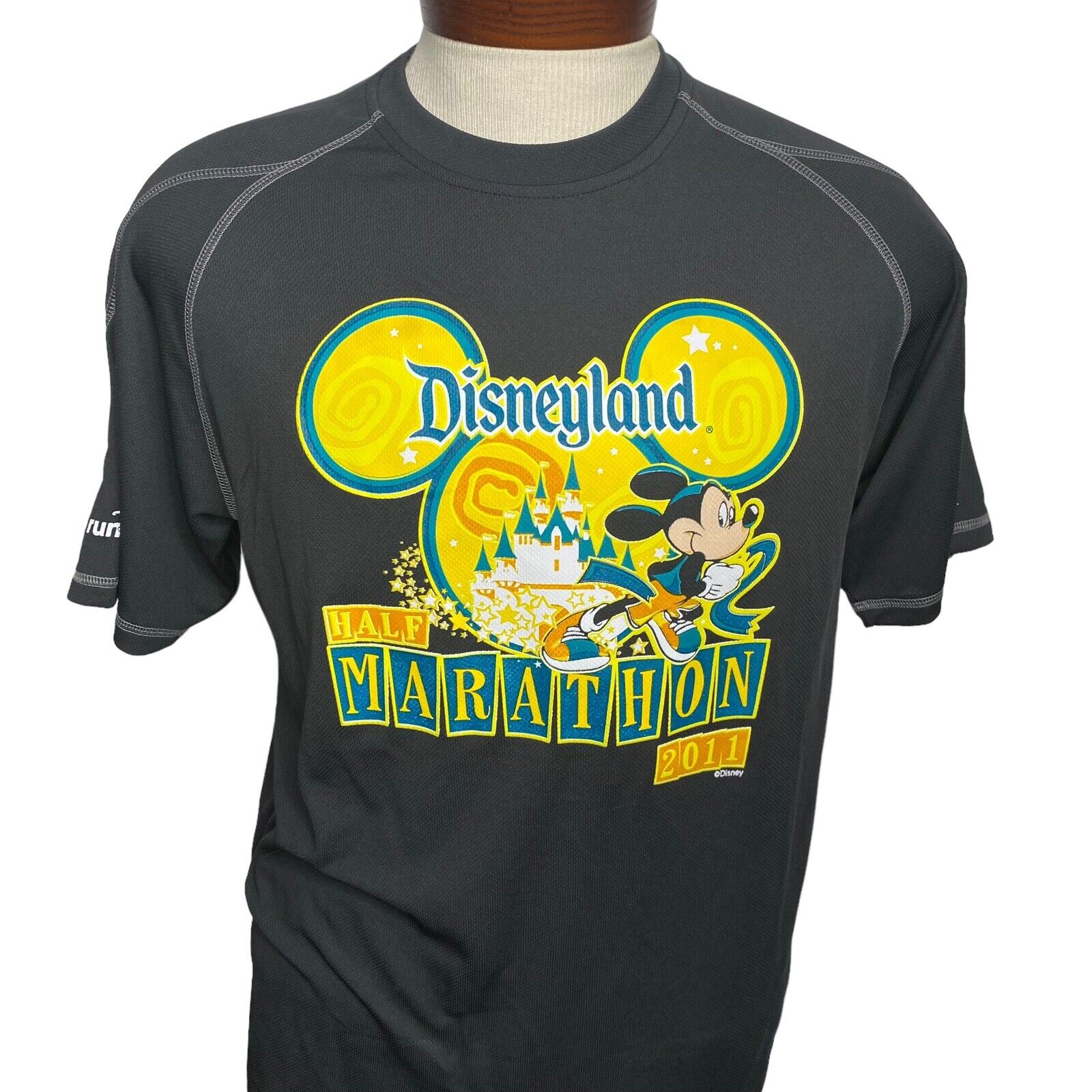 Disney Champion Running Shirt Men\'s Size Medium 2011 Disneyland 1/2 Marathon
