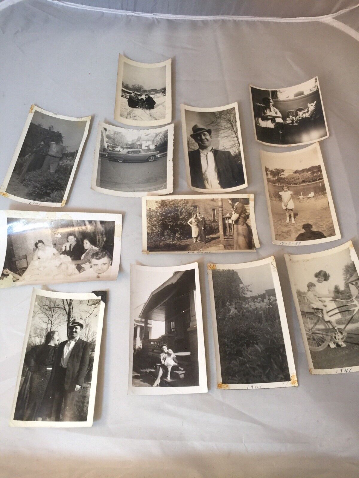 Lot Of Vintage Black White Photos Pictures Happy Men Women Children