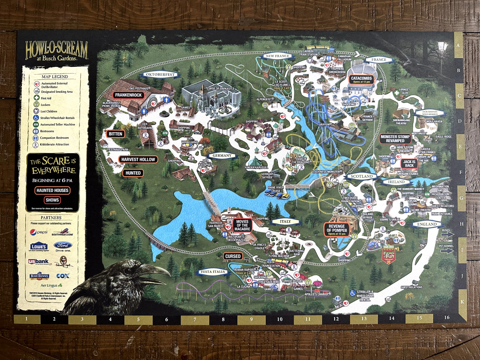 2010 Busch Gardens Williamsburg Howl-O-Scream Theme Park Map / Poster 11x16