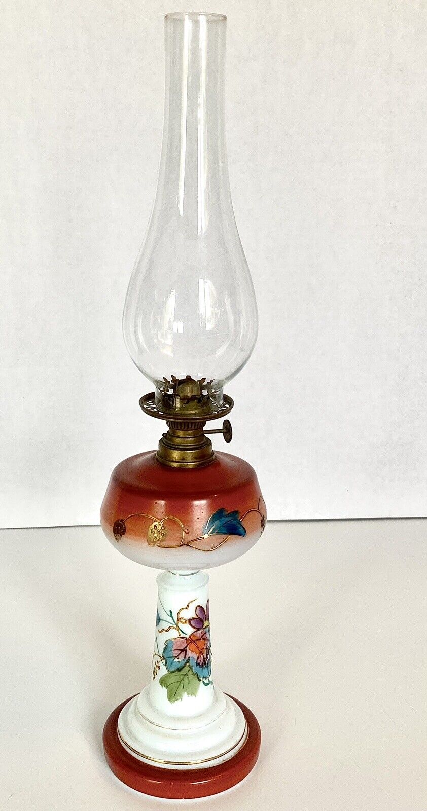 Antique Victorian Oil Lamp Intricate Raised Gold Floral Motif Aufsteck Brenner